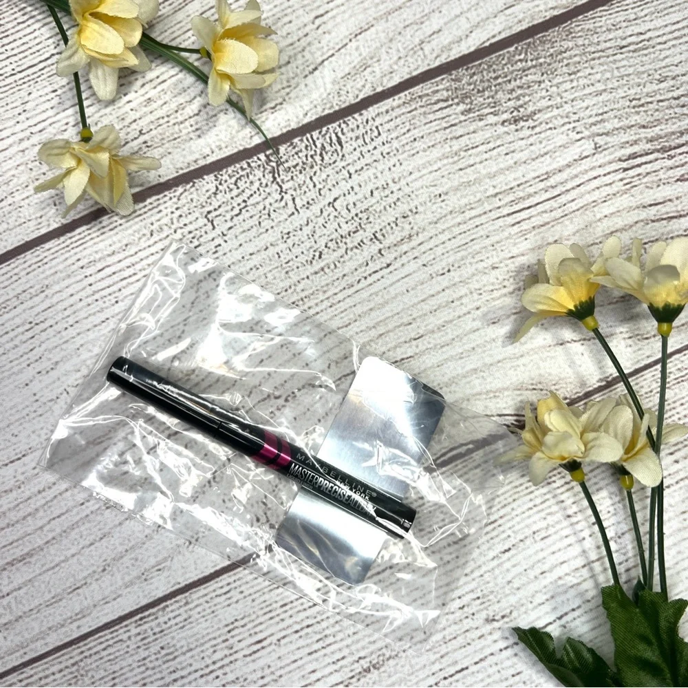 Maybelline Eye Studio Master Precise Liquid Eyeliner